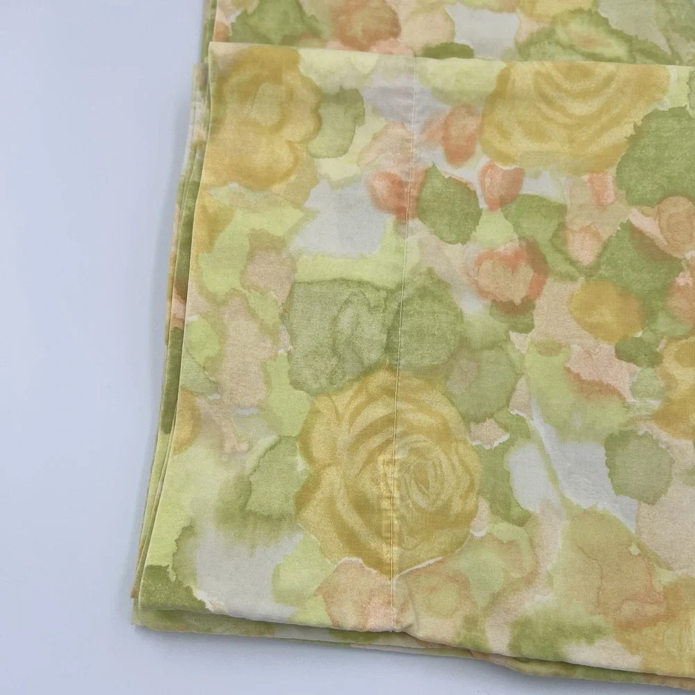 Vintage Cannon Royal Family Set of 2 King Pillowcases Watercolor Rose Floral 70s
